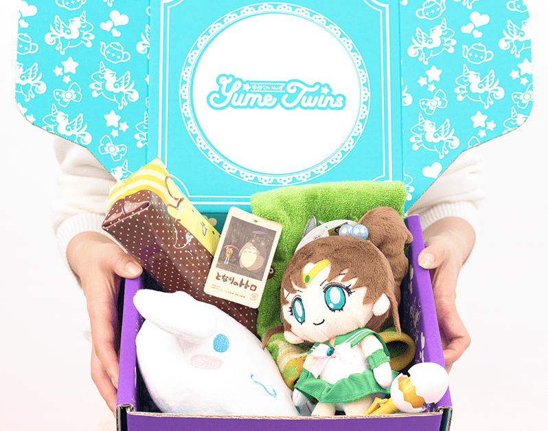 YumeTwins is a monthly care package of everything kawaii and cute from TokyoTreat. 